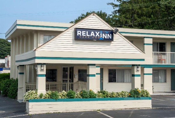 Super 8 by Wyndham W Yarmouth Hyannis/Cape Cod image 1