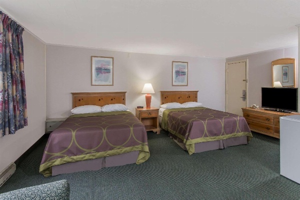Super 8 by Wyndham W Yarmouth Hyannis/Cape Cod image 6